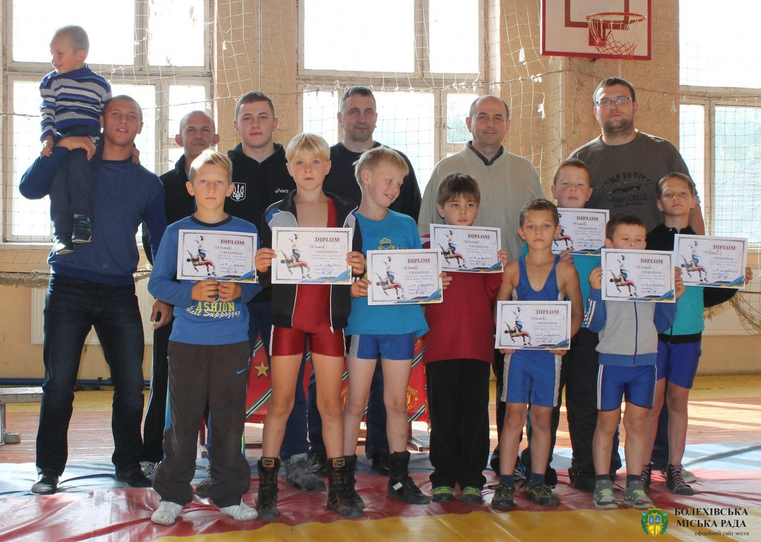 Юні спортсмени відсвяткували День міста на борцівському килимі