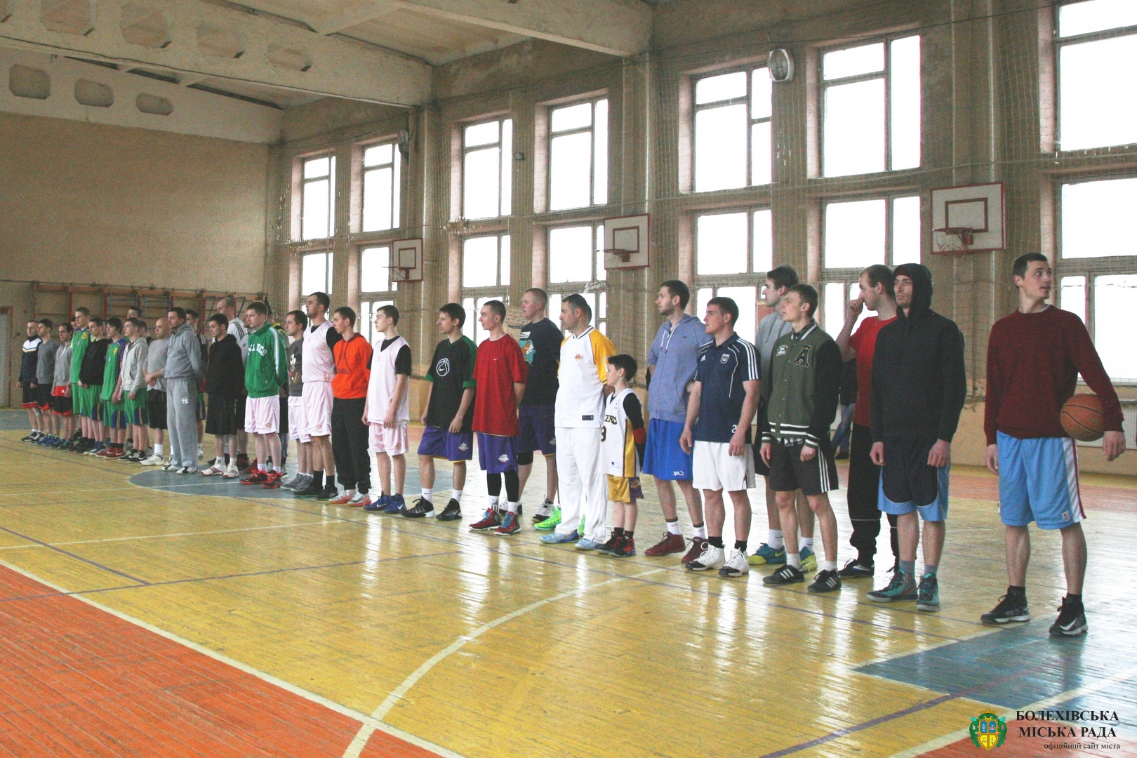 Чемпіонат Болехова з баскетболу сезону 2015 року