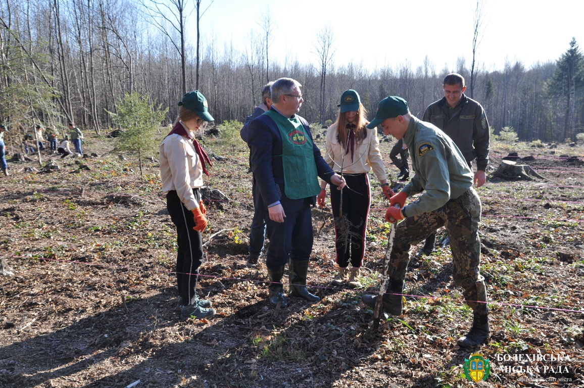 Міський голова Богдан Мельник взяв участь у традиційному заході посадки лісу