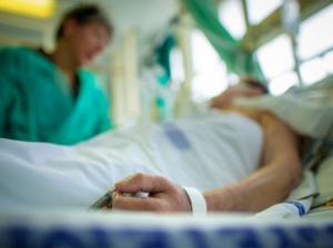 В області 32 відсотки лікарняних ліжок зайняті пацієнтами із COVID-19 та особами з підозрою на цю недугу