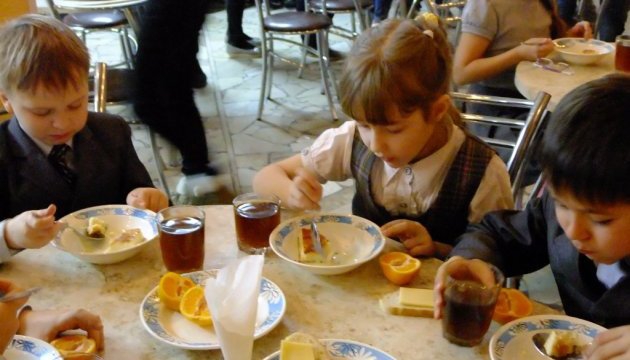 Уряд затвердив план заходів щодо реалізації реформи шкільного харчування