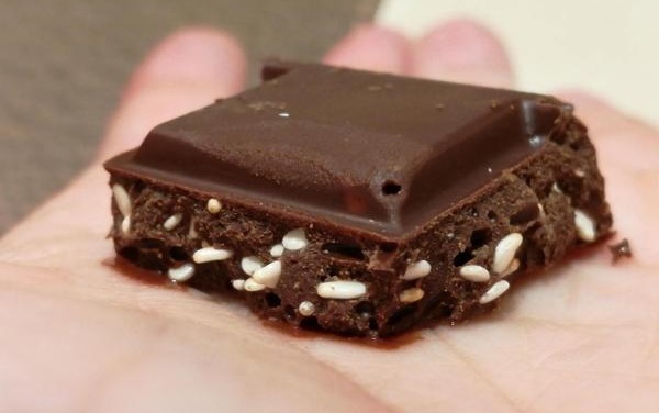 Увага! Повідомлення RASFF: у шоколадках з насінням кунжуту, що експортувалось з Іспанії до України, виявили оксид етилену