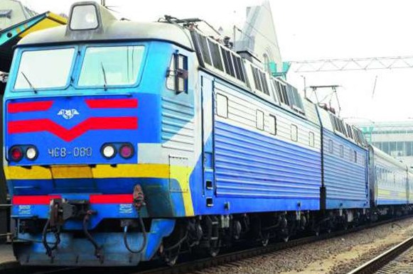 Укрзалізниця відновлює залізничне сполучення Прикарпаття із Черніговом