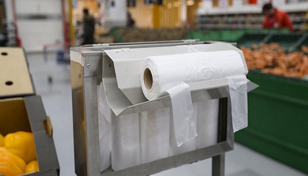 Україна відмовляється від використання пластикових пакетів