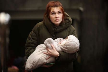 Постраждалі від війни українки можуть отримати грошову допомогу від міжнародного жіночого фонду