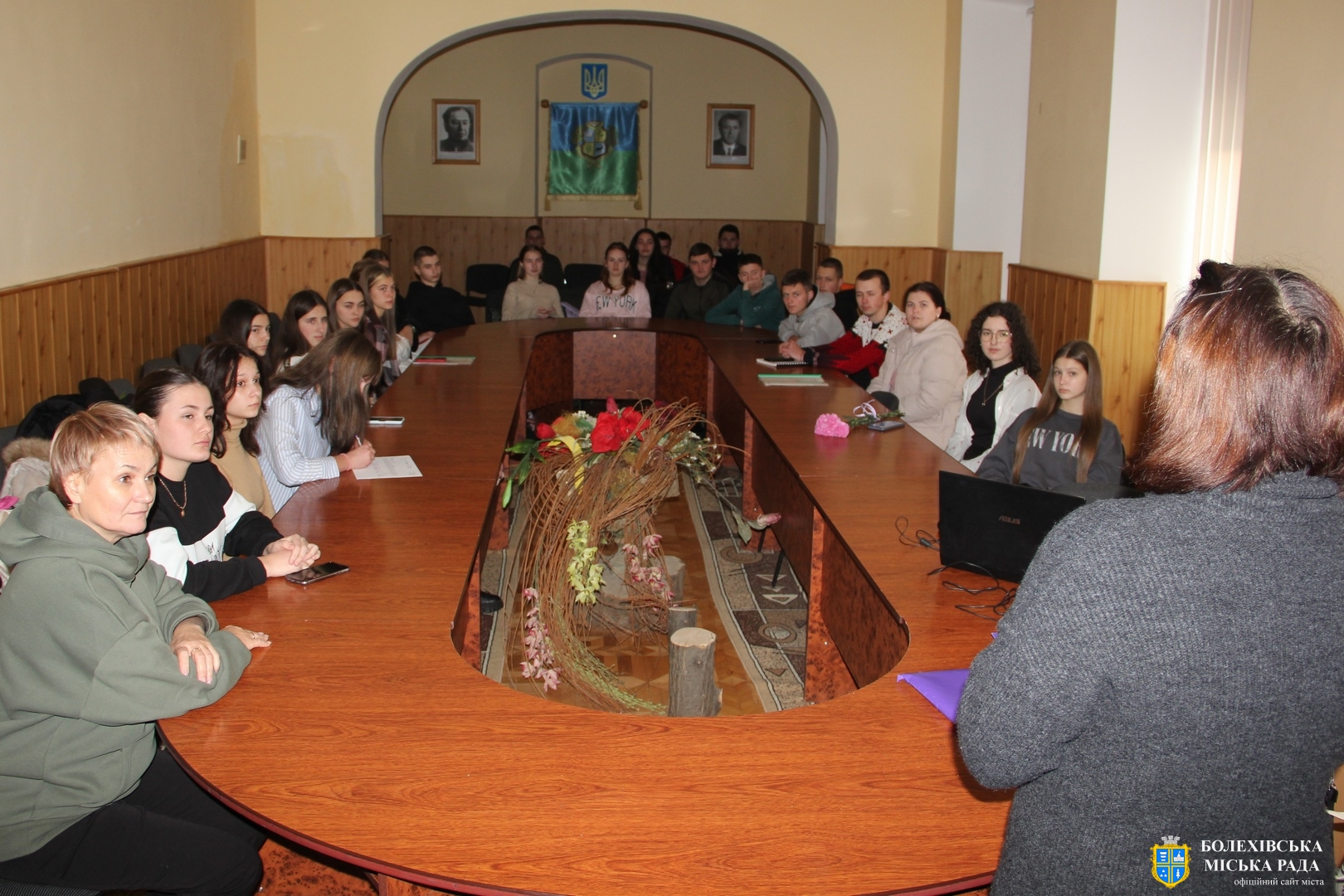 У місті Болехові презентували програму UPSHIFT для молоді