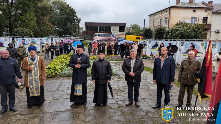 За Україну, за волю, за нас – ви життя своє юне віддали