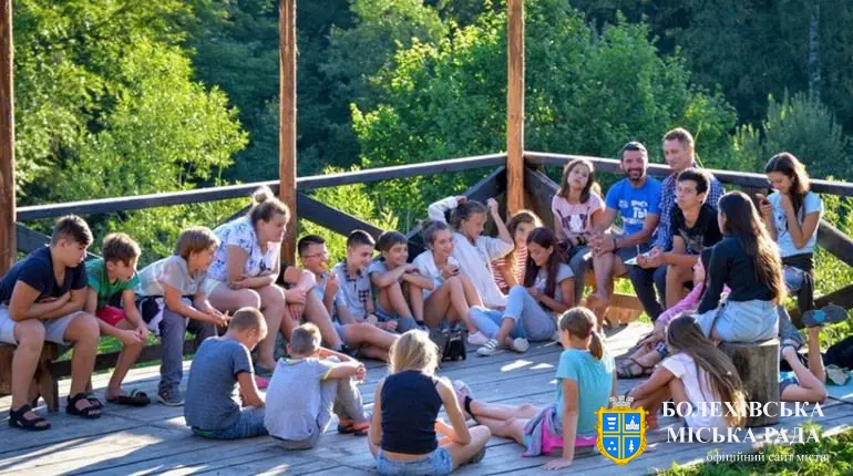 Як отримати послугу з оздоровлення та відпочинку дітей, які потребують соціальної уваги та підтримки у 2026 році?