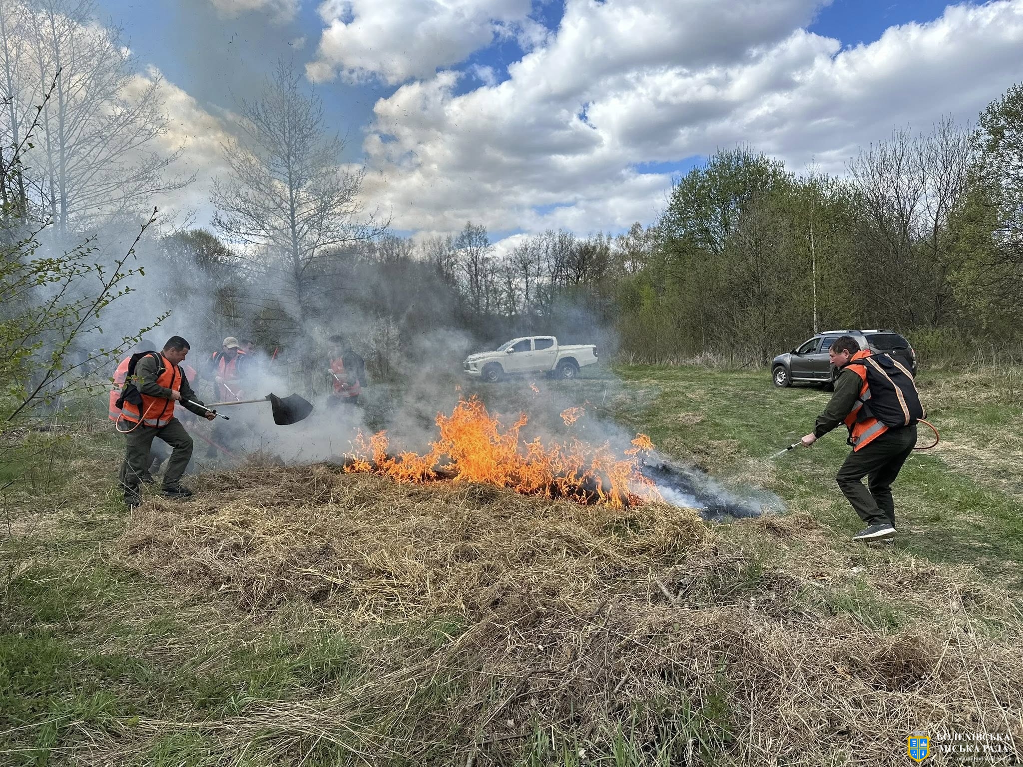 У Болехівській громаді відбулися спеціальні навчання з гасіння лісових пожеж🧯🚨