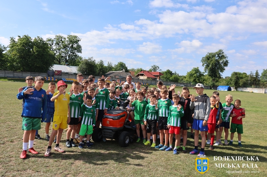 У Болехівській дитячій спортивній школі урочисто відкрили спортивний табір