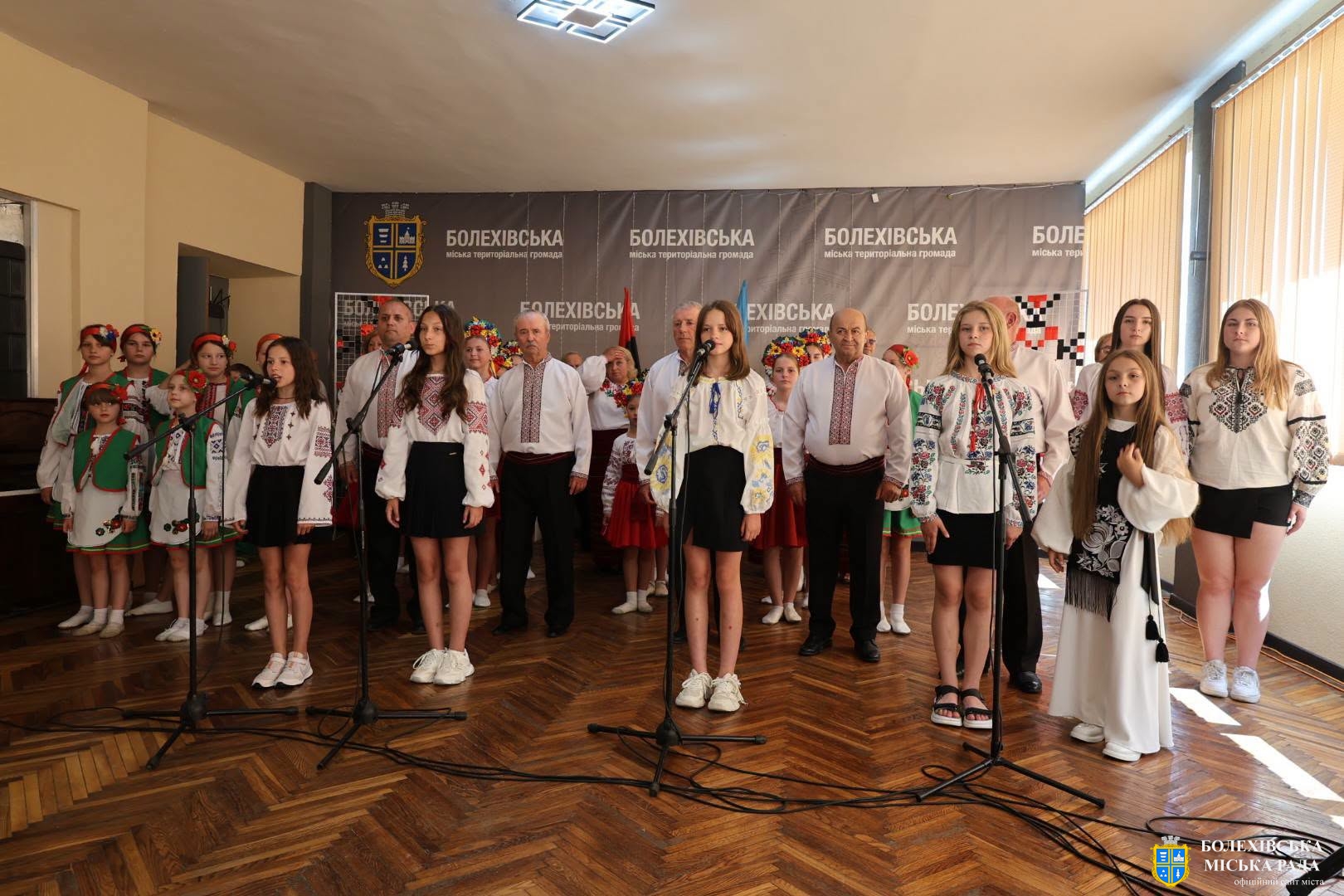 ПРАВО. ГІДНІСТЬ. УКРАЇНА!