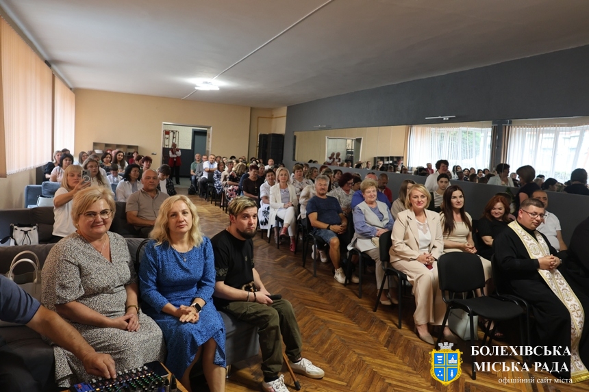 Міський голова Іван Яцинин привітав медичних працівників Болехівської громади з професійним святом