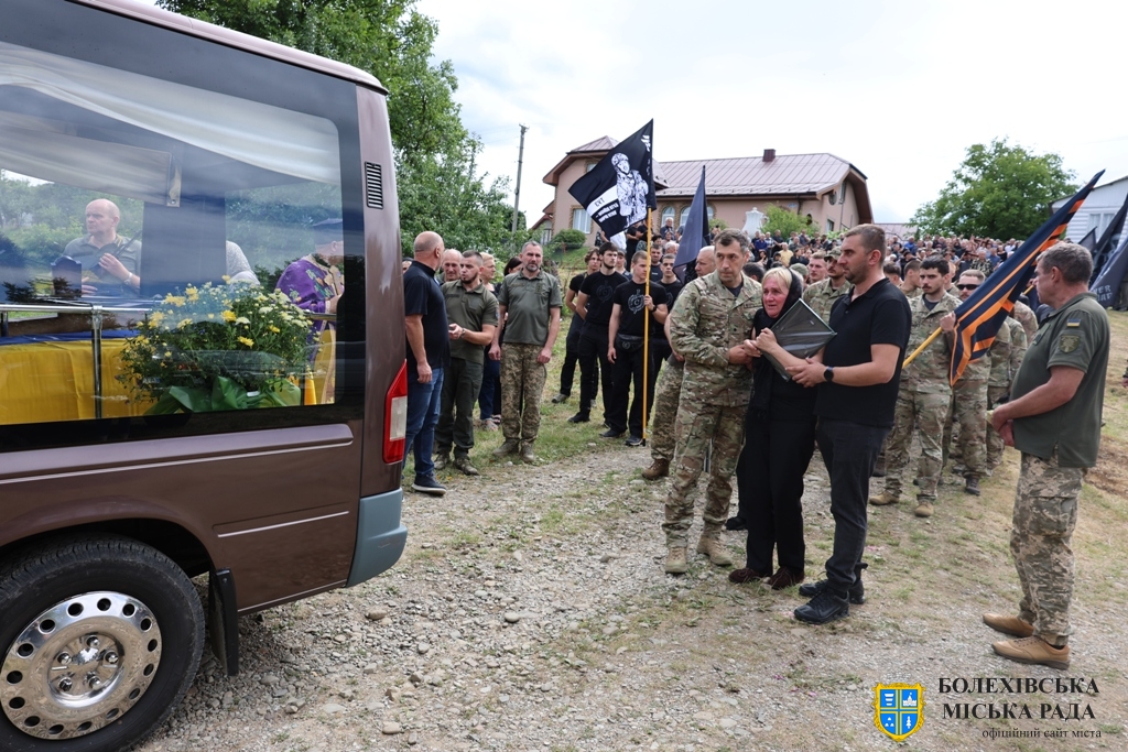 З РІДНОГО ДОМУ — У НЕБЕСНИЙ ЛЕГІОН